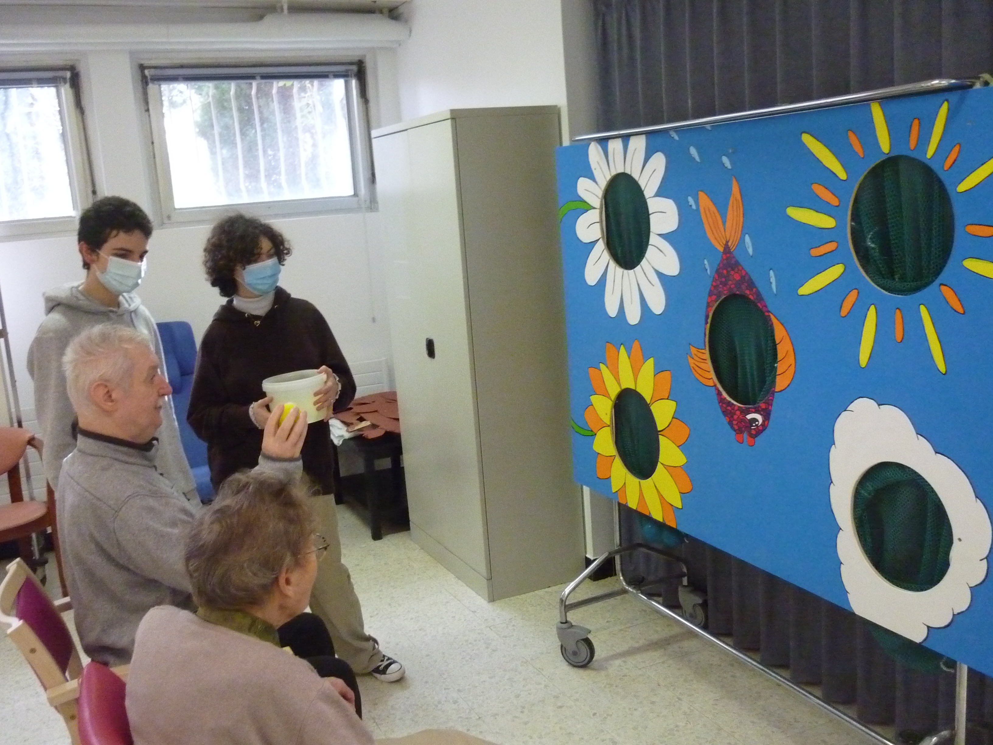 Échanges générationnels au Home du Florimont